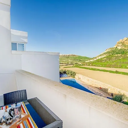 The Hillock Penthouse C11 *